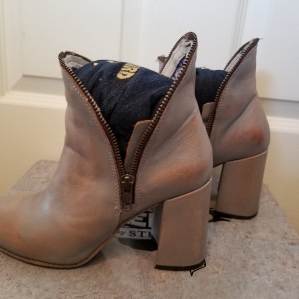Free Bird Jalessa boots new
